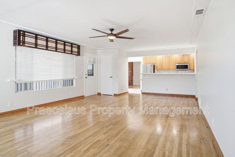 60 Davidson St - Photo 4 of 18