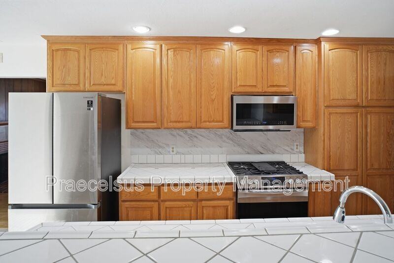 60 Davidson St - Photo 6 of 18