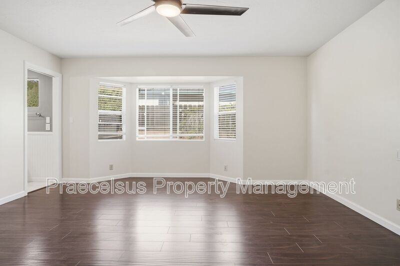 60 Davidson St - Photo 7 of 18