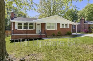 102 Tiffany Dr - Photo 1 of 1