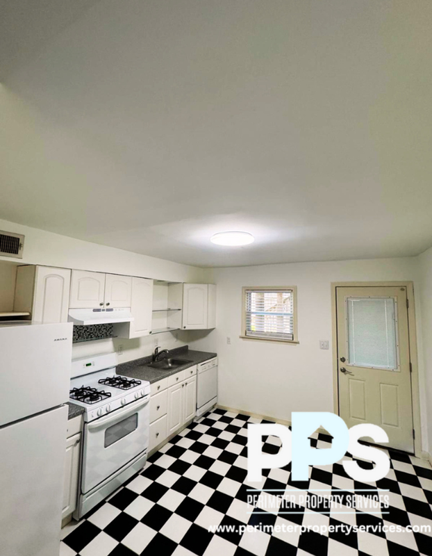 615 Boulevard Se #7 - Photo 3 of 17