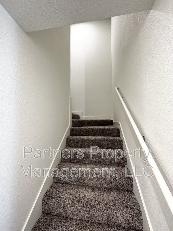 928 S Amarillo Ave - Photo 7 of 11