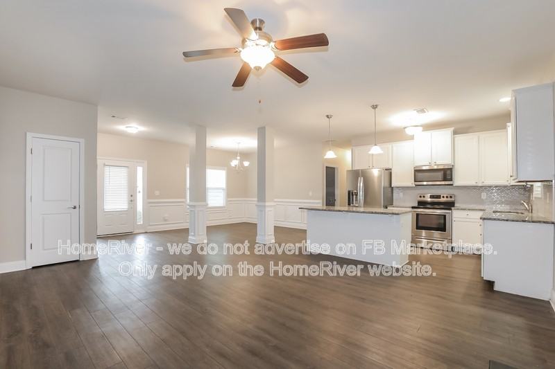 213 Graydon Ct - Photo 3 of 20