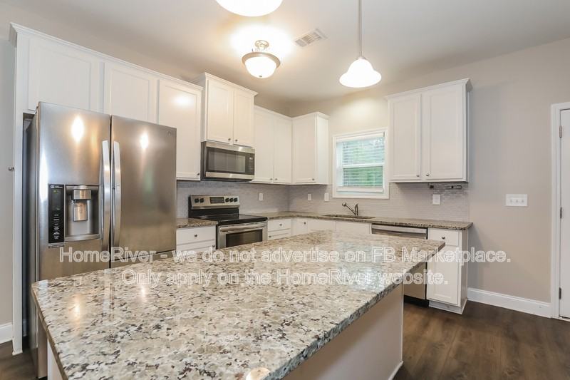 213 Graydon Ct - Photo 5 of 20