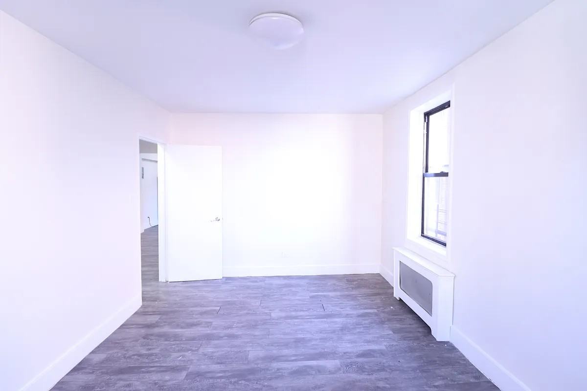 132-61 Sanford Avenue #3E - Photo 2 of 8