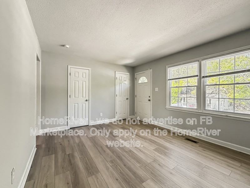2408 Hart St - Photo 7 of 27