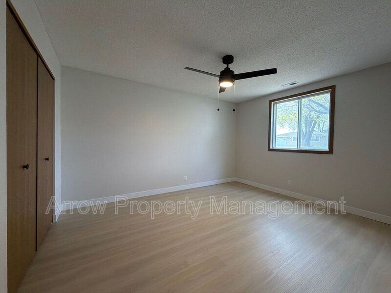 535 W Saunders Ave #3 - Photo 7 of 12