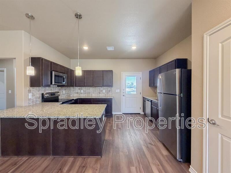 1065 Hibiscus Unit B - Photo 5 of 20