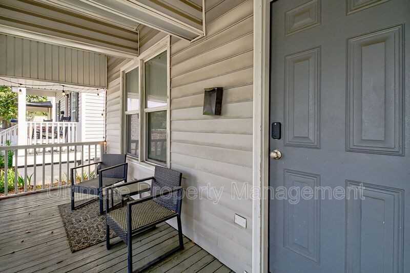 1307 S 3rd St - Photo 3 of 25