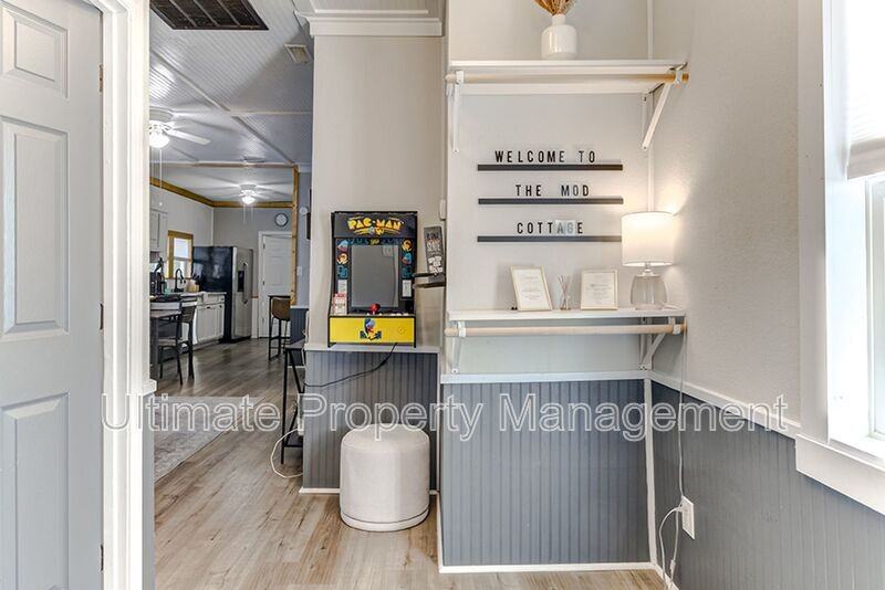 1307 S 3rd St - Photo 5 of 25