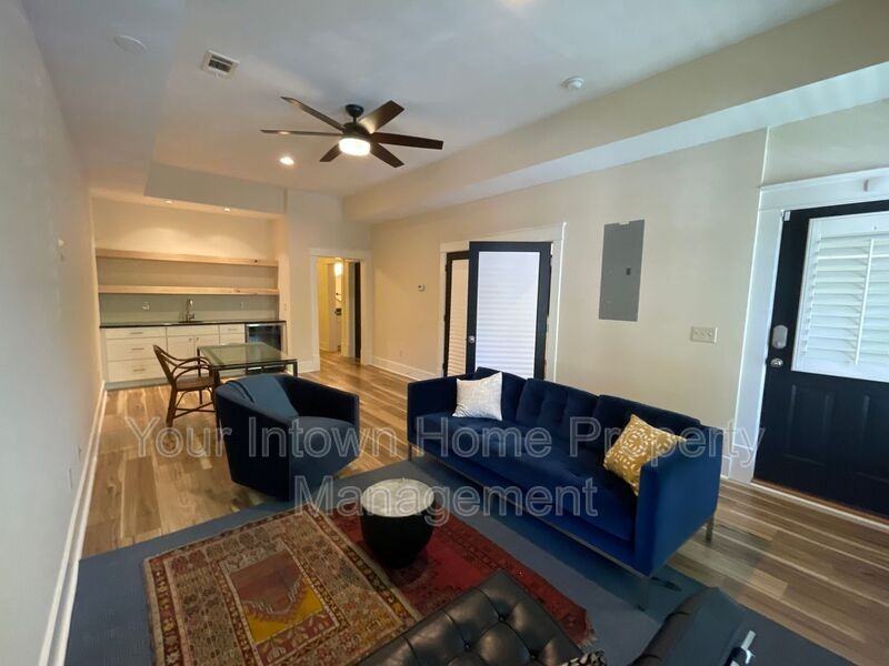 1867 Gordon Mnr Ne - Photo 6 of 37