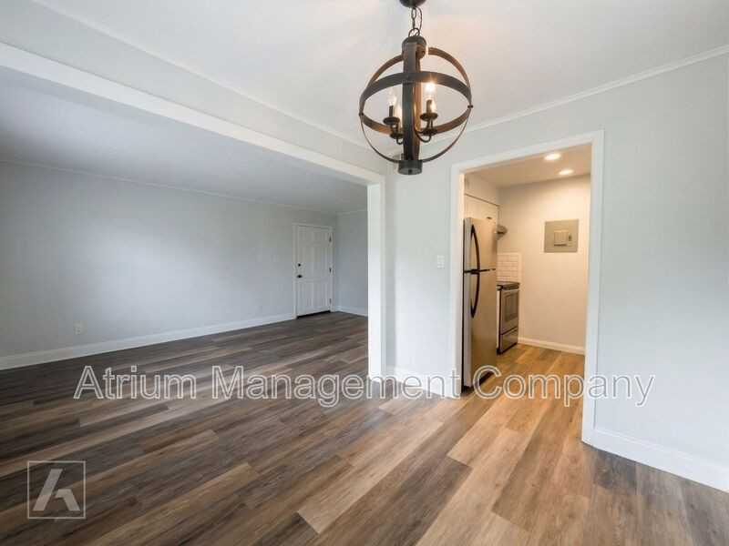 931 W Preston St #8 - Photo 5 of 19