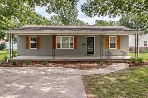 featured image of 11522 W 68th St