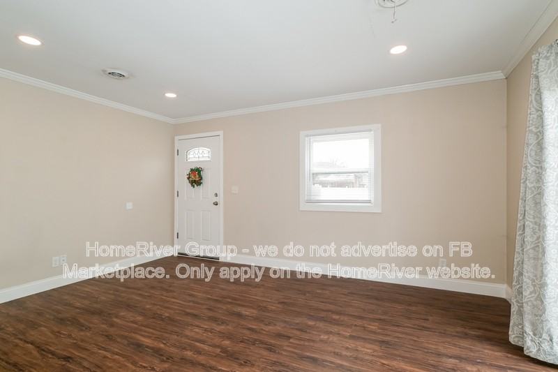 4373 Loughborough Ave - Photo 3 of 18