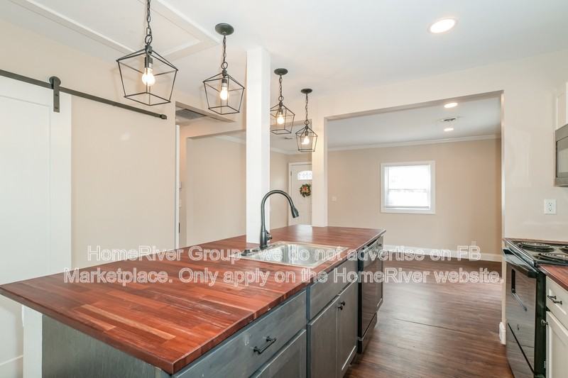 4373 Loughborough Ave - Photo 5 of 18