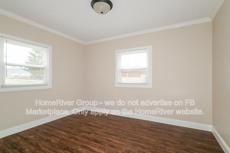 4373 Loughborough Ave - Photo 7 of 18