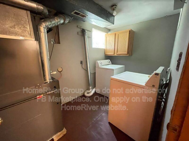 1260 High St - Photo 4 of 12