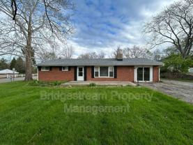 4246 Lyndell Dr - Photo 1 of 1