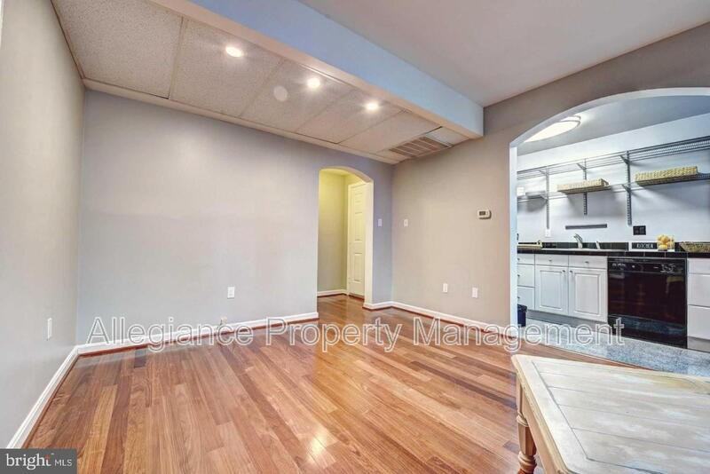 2015 Key Blvd #12604 - Photo 2 of 18