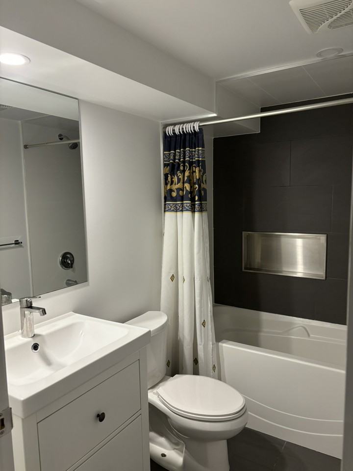 Jardine Pl - Photo 4 of 5