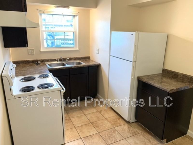 223 Maxwell St #C - Photo 3 of 8