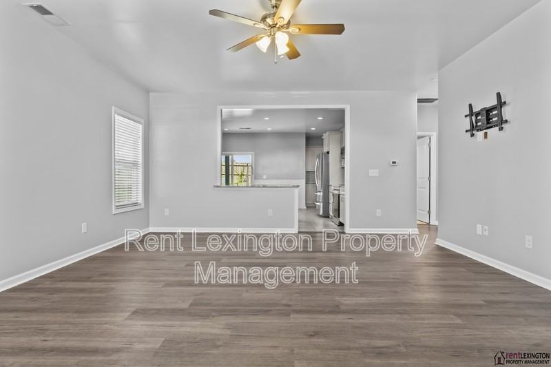 111 High Hope Ln - Photo 7 of 50