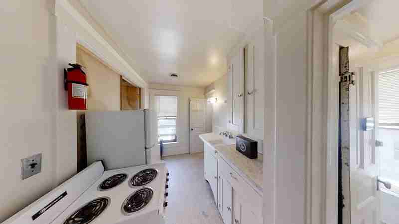 802 E Kingsley St #2 - Photo 2 of 33