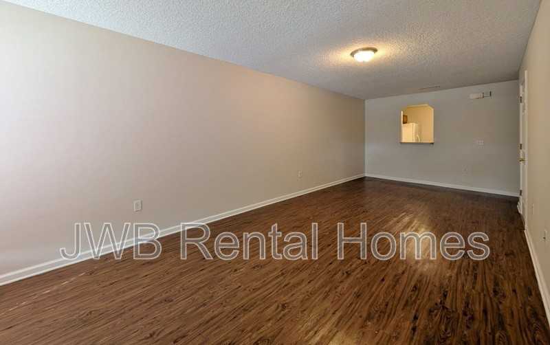 8402 Mcgirts Village Ln ## 7e - Photo 3 of 14