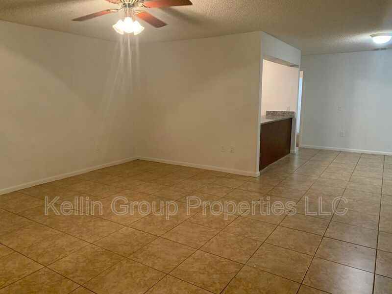 858 Fox Lake Dr #858 - Photo 4 of 20