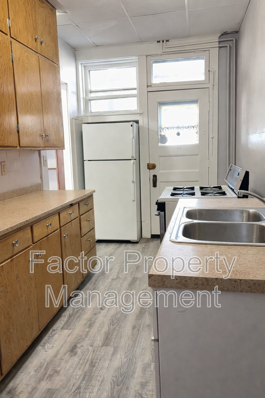 122 Parsons St - Photo 7 of 17