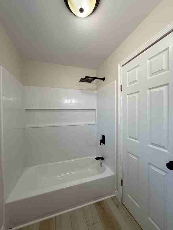 172 Stonewood Ave #3 - Photo 7 of 14