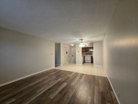 Creekwood Apartments - Photo 1 of 1