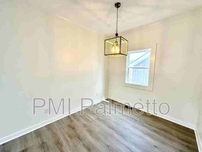 1121 Zeigler St #A - Photo 3 of 29