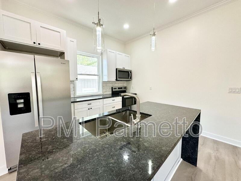 1121 Zeigler St #A - Photo 5 of 29