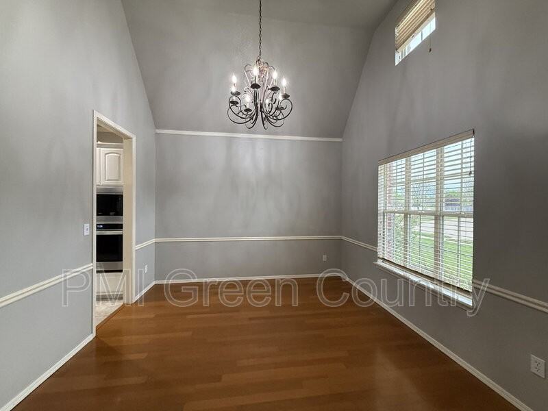 4419 W Detroit Pl - Photo 6 of 27