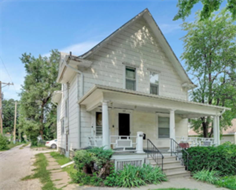 1717 S 13th St #1 - Photo 2 of 6