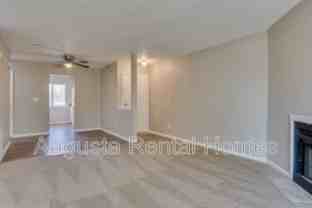 2818 Thomas Ln Apt B #Apt B - Photo 1 of 1