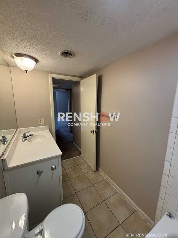 6620 Poplar Woods Cir S - Photo 7 of 14