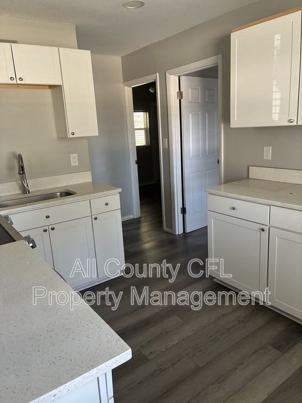 1801 3rd Ct Se #C - Photo 5 of 11