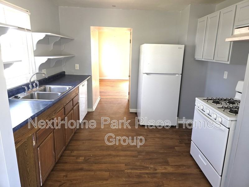 2013 Virginia St - Photo 2 of 9