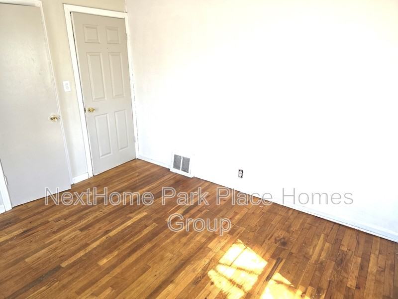 2013 Virginia St - Photo 6 of 9