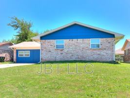 featured image of 4416 Meadowoak Dr