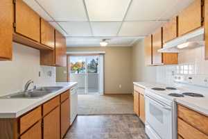 featured image of 10008 N Colfax Rd