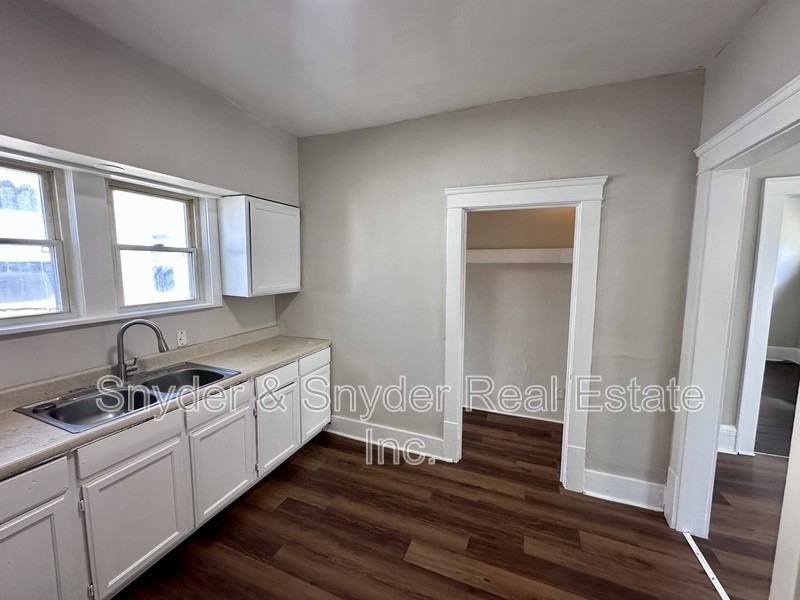 484 Homer Ave - Photo 6 of 11