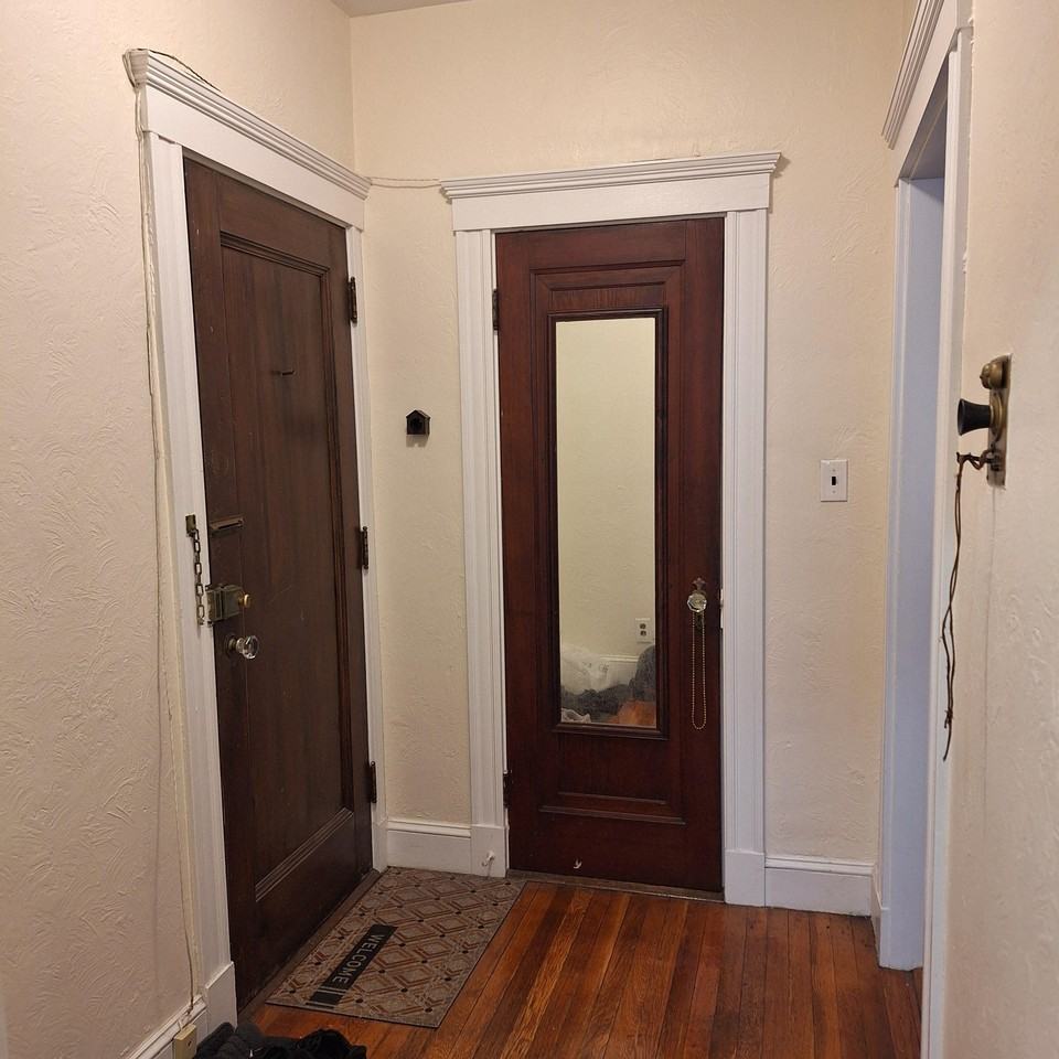 36 Linnaean St #7 - Photo 4 of 9