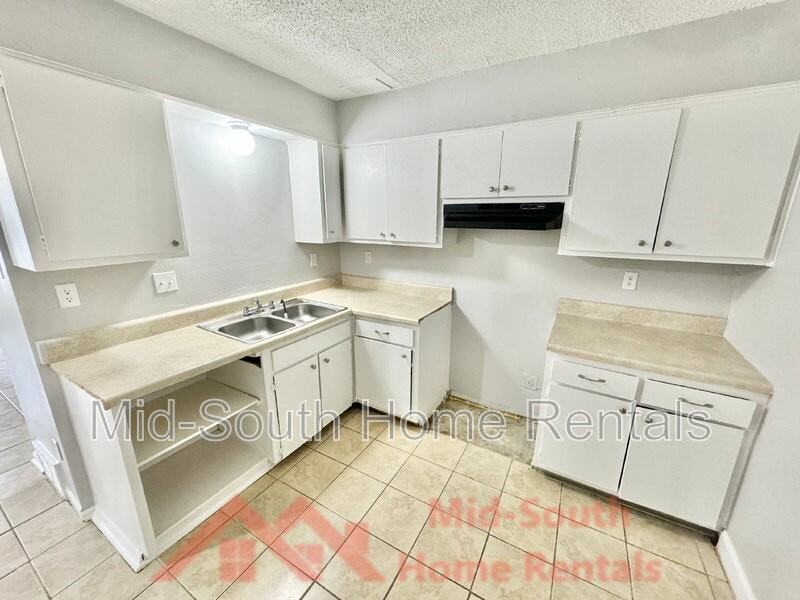 3538 Christine Rd - Photo 5 of 15