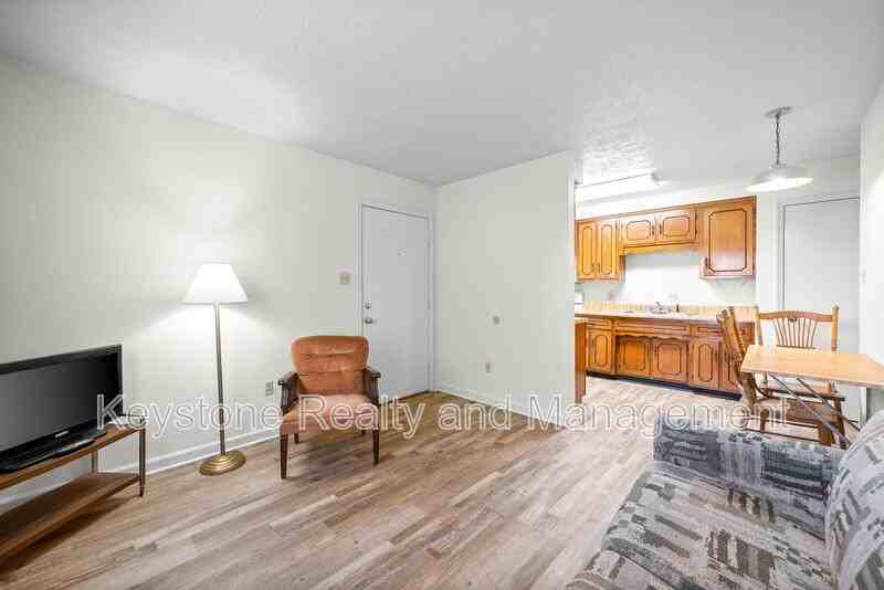 100 Laurel Cove Dr - Photo 4 of 14