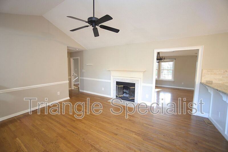 840 Madison Ave - Photo 6 of 16