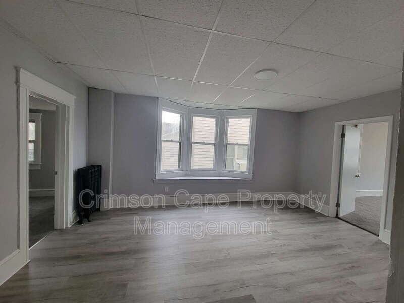 341 Hughes St #1 - Photo 5 of 21