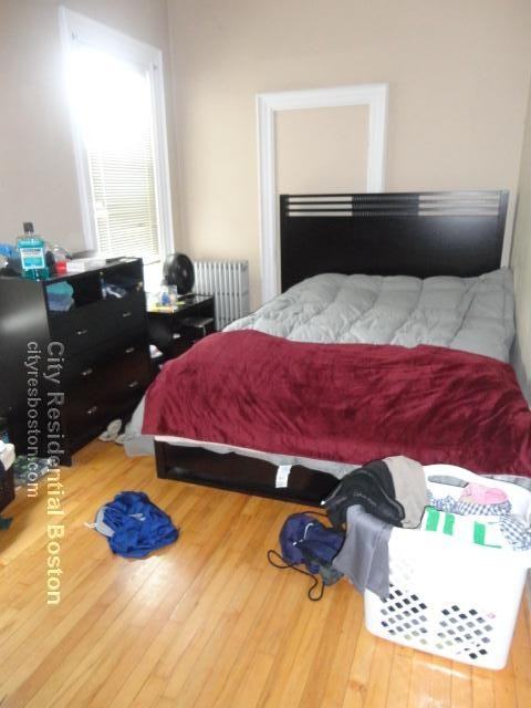 69 Old Harbor St #2 - Photo 4 of 16